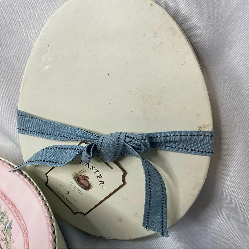 Pottery Barn Easter Egg Plates Set of 4 Rare Cottage Core‎ boxed